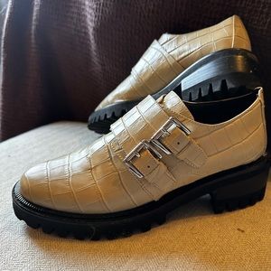 Aerosoles crocodile print platform dress shoes